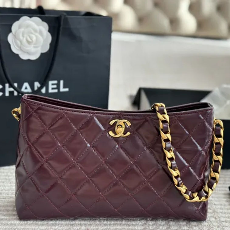 Chanel Hobo Bag 035 DB581 28cm