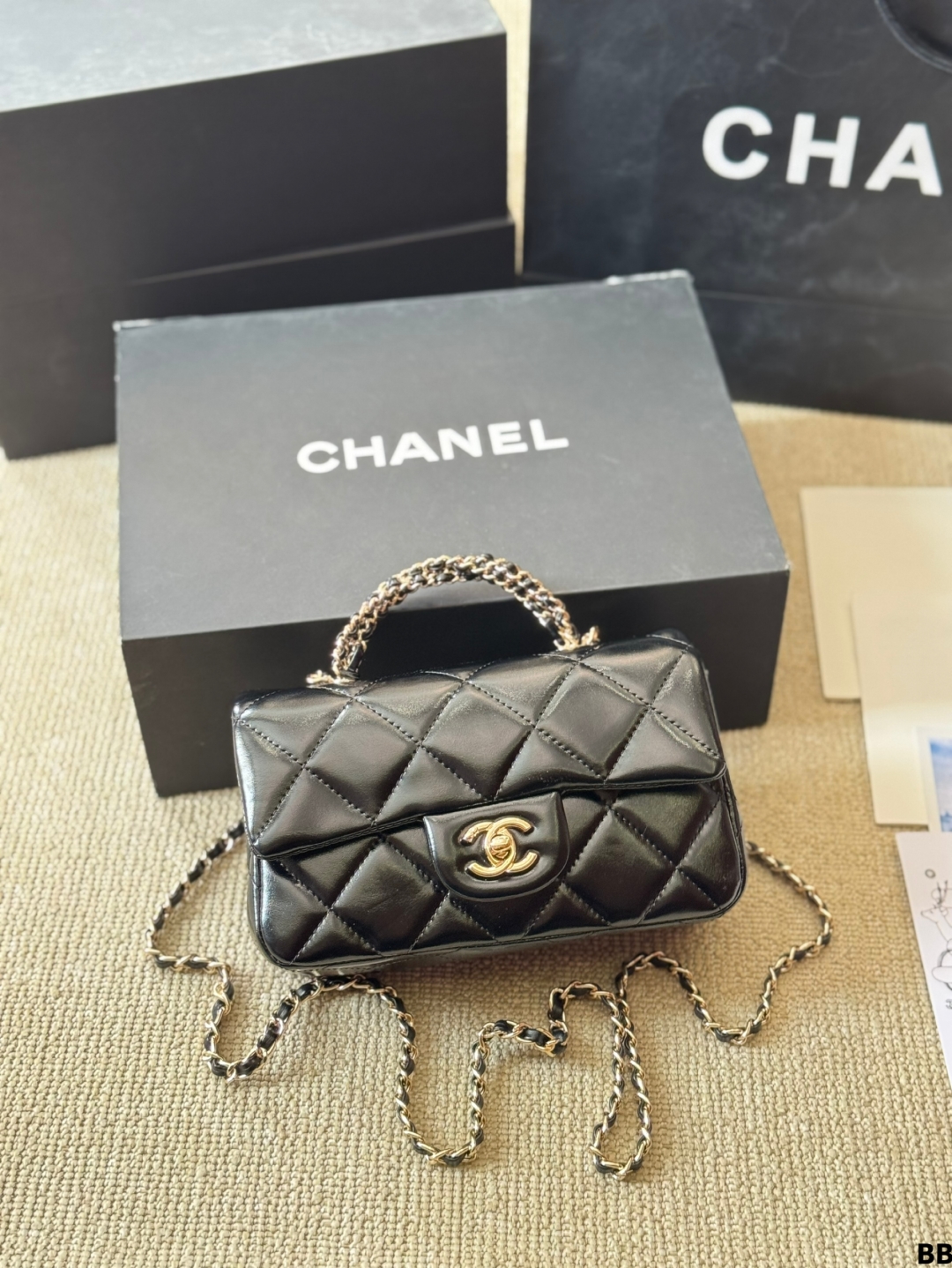 Chanel Shoulder Bag 030 DB561 20cm