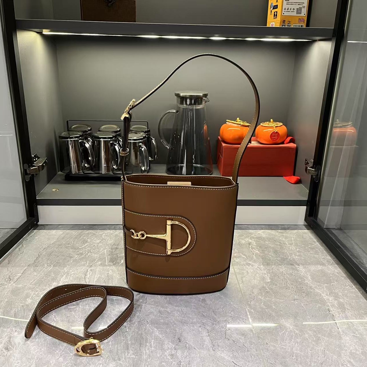 Gucci Mini Bucket Bag 833665