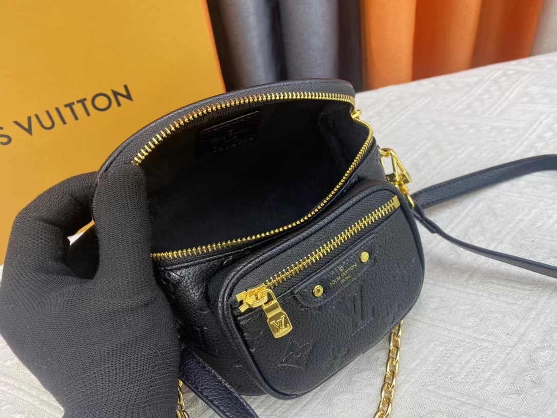 LV Gradient Mini Bumbag M82208 LM011 17cm