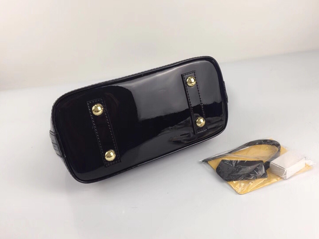 Louis Vuitton ALMA BB M91606 LM051 25cm