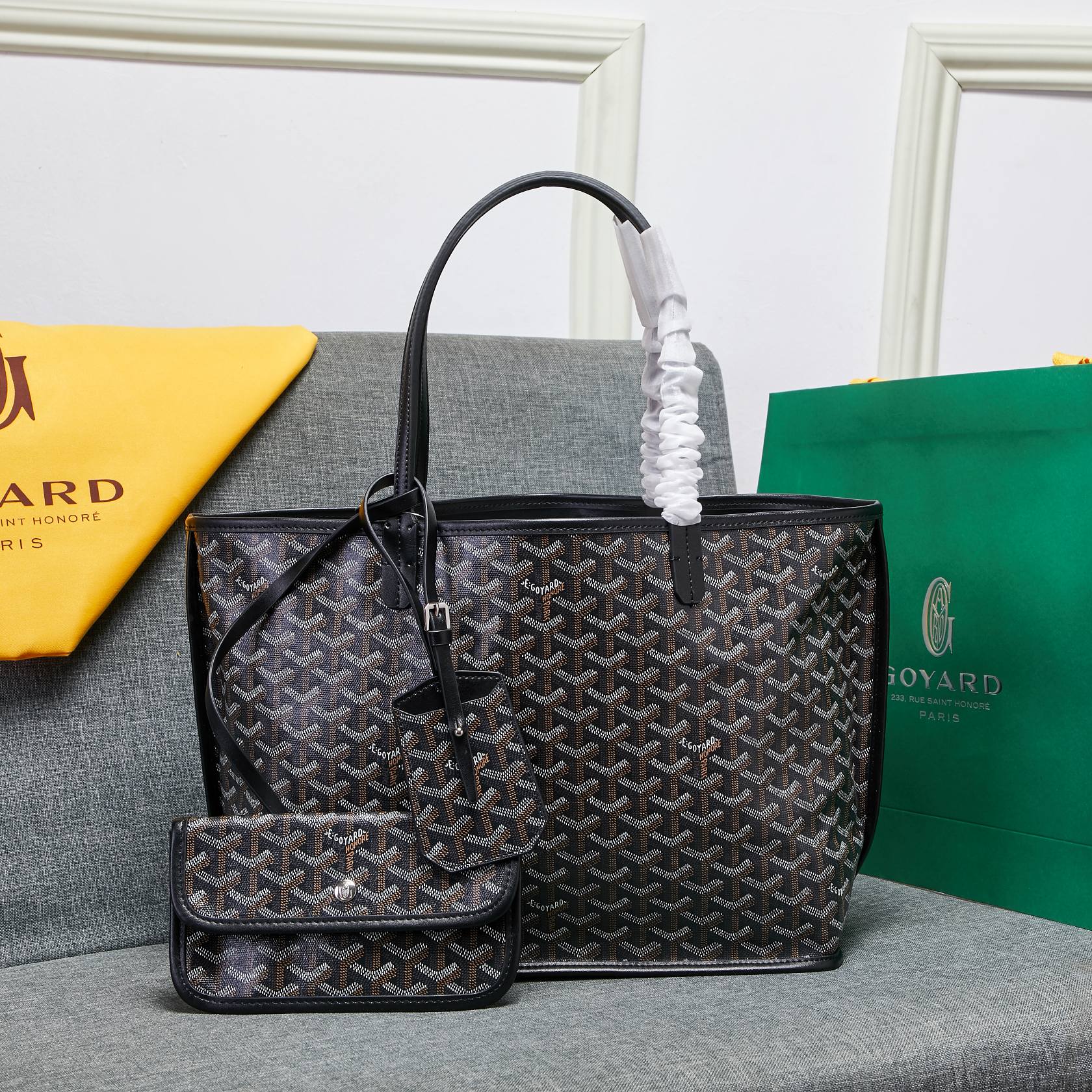 Goyard Double-sided leather shopping bag