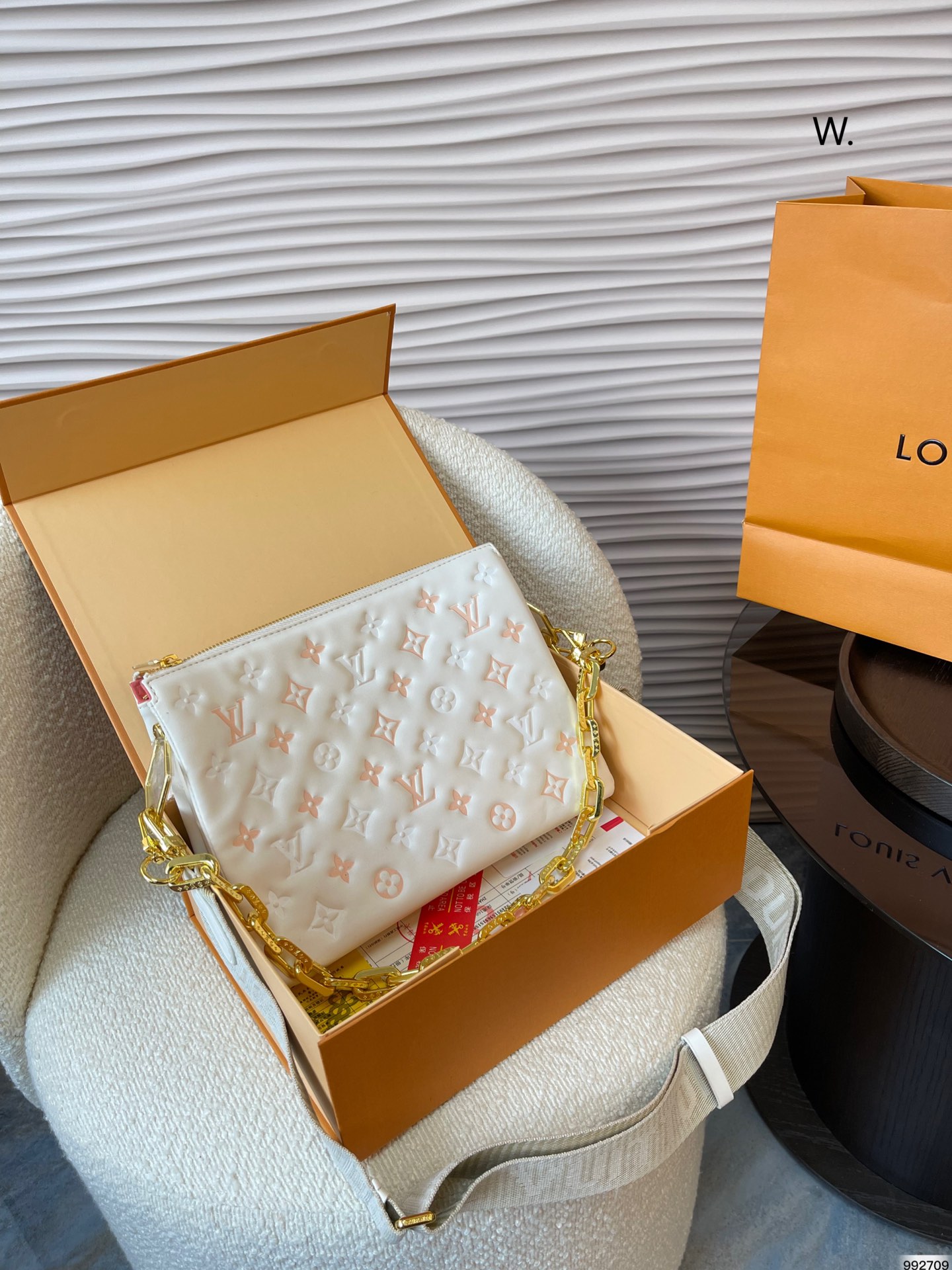 10A + quality LV Coussin PM M57793 DB081 27cm