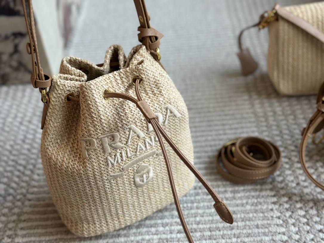 Prada Bucket Bag 010 DB041 24cm