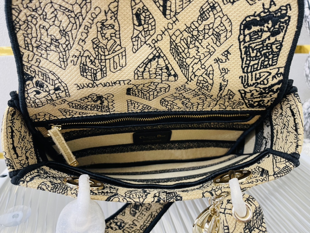 10A + top quality Dior Medium Lady D-Lite Bag 9920 DD003 24cm