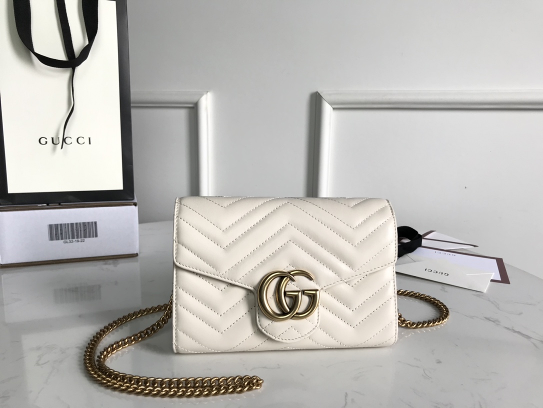 Gucci474575smile071 20x13x6 cm