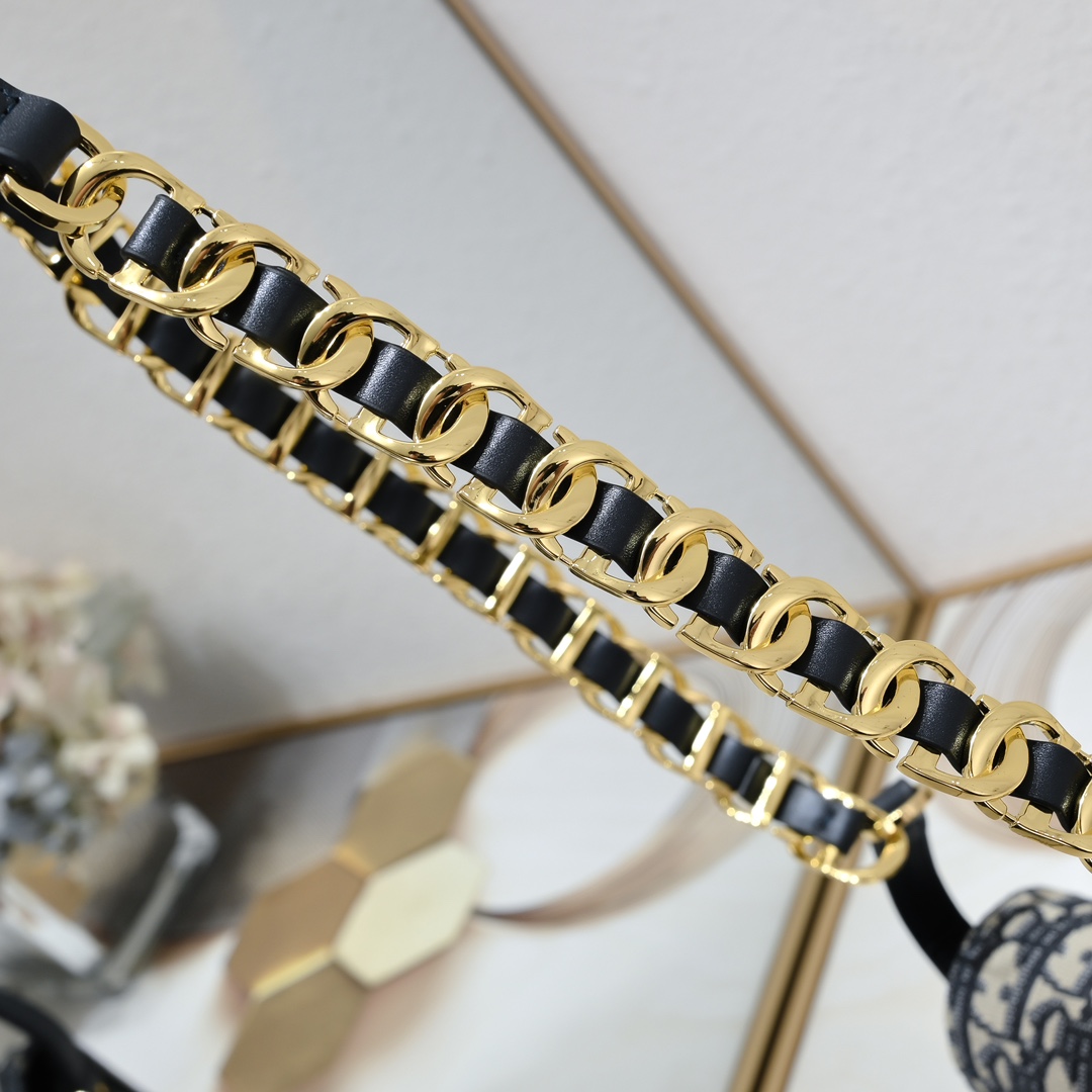 Dior CD Signature Bag With Strap 5777 XB002 21cm