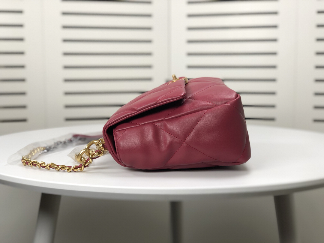 Chanel Lambskin Quilted Medium19 Flap Shoulder Bag Handbag