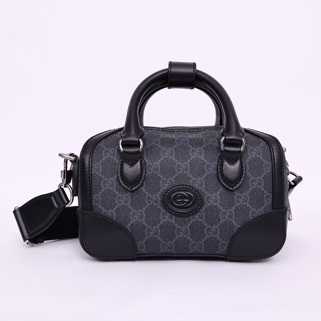 Gucci Handbag 723307 LM031 21.5cm