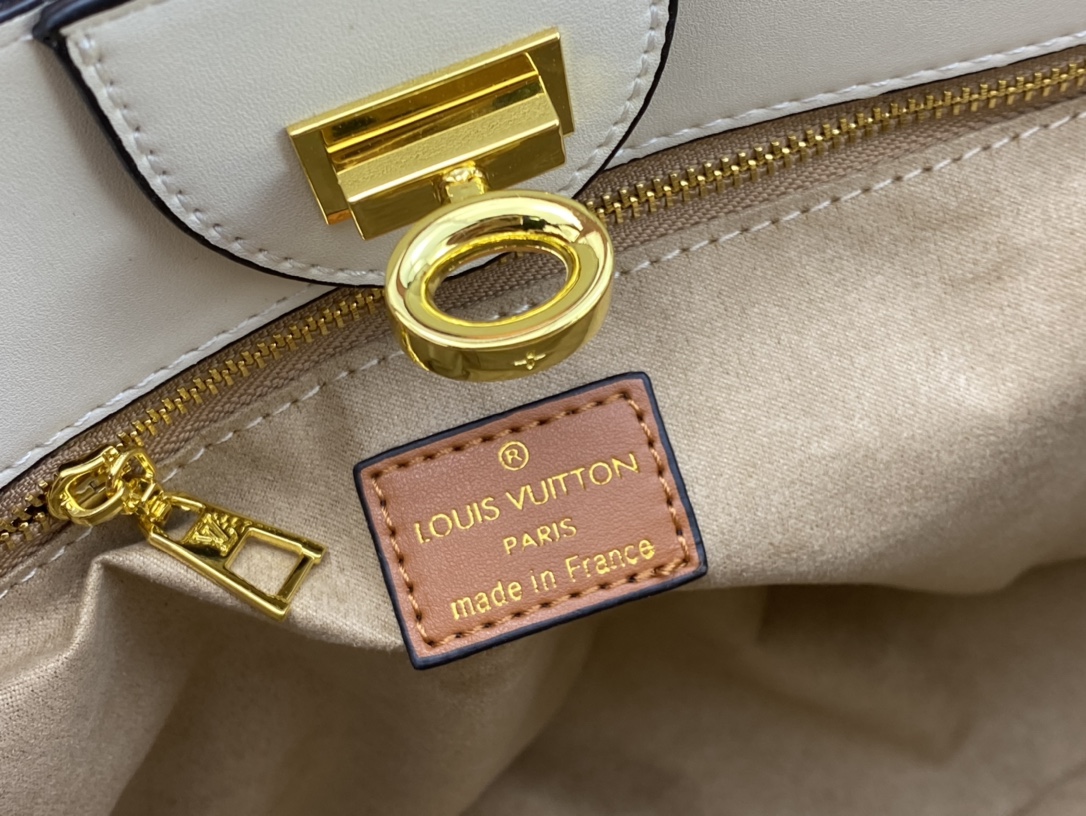 Louis Vuitton Top Handle Bag Monogram