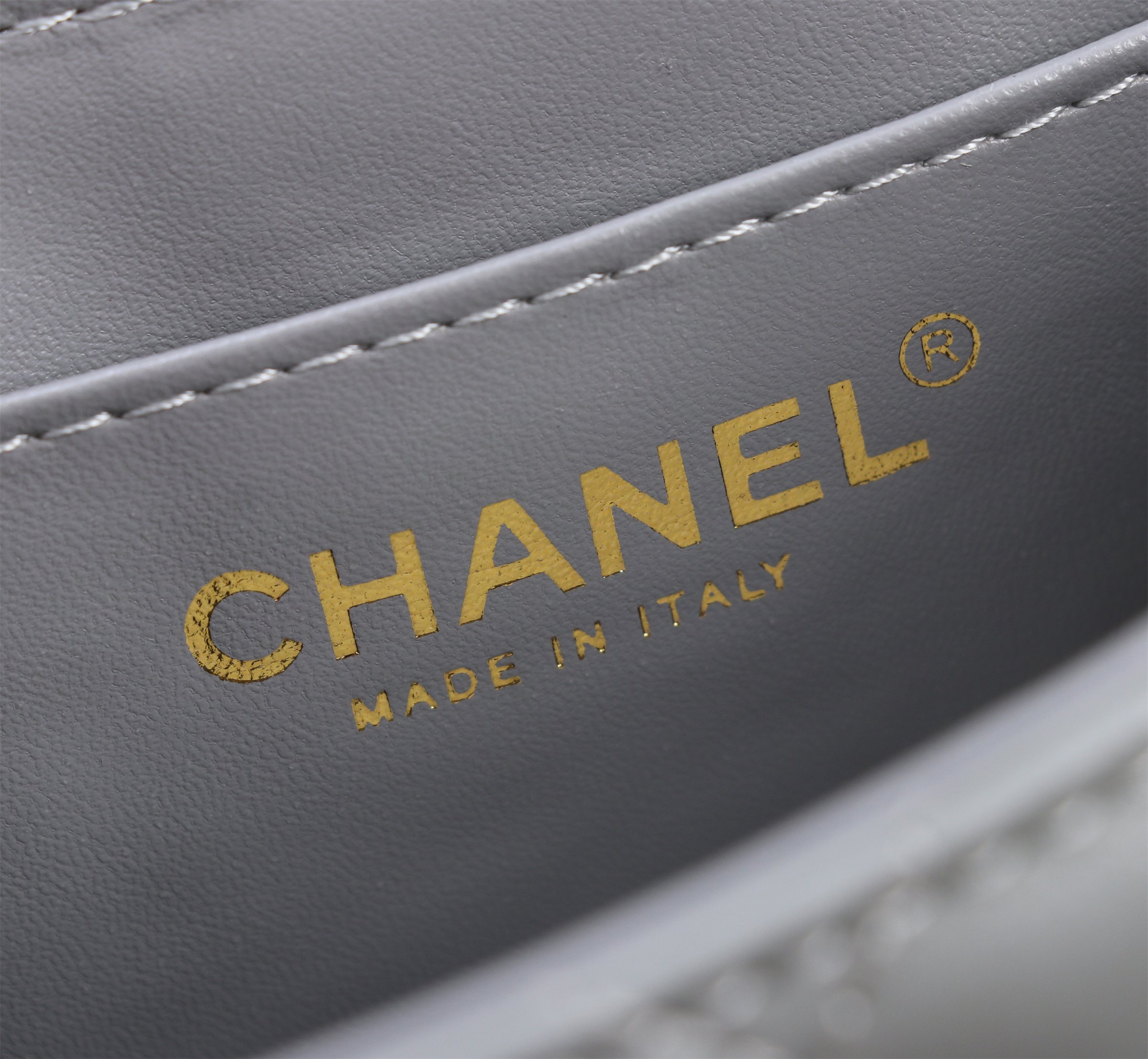 Chanel Handle bag 8891