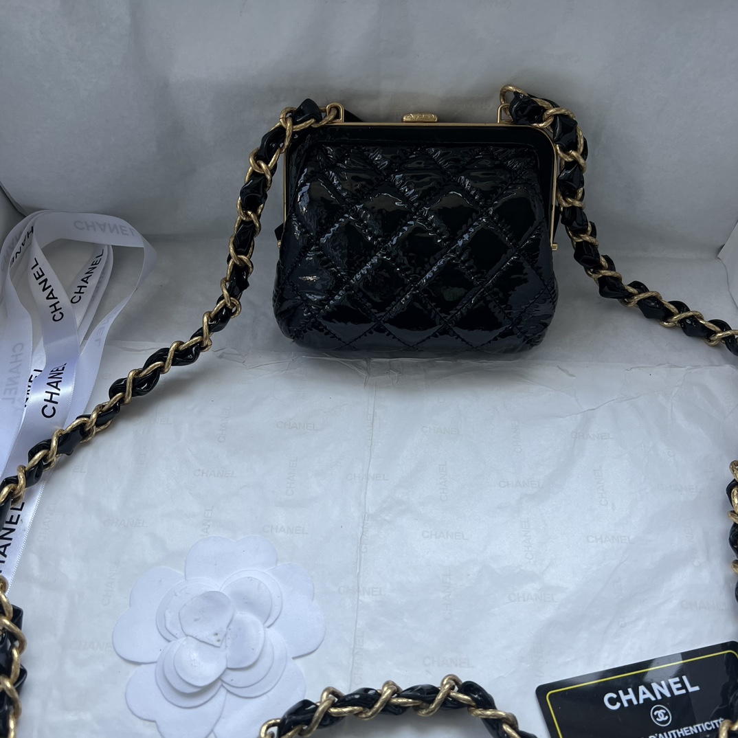 Chanel Bow Cute Clip Bag Sheepskin