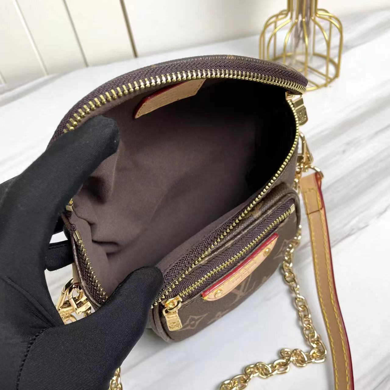 LV Gradient Mini Bumbag M82208 LM011 17cm