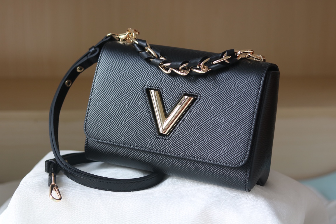 Louis Vuitton TWIST MM