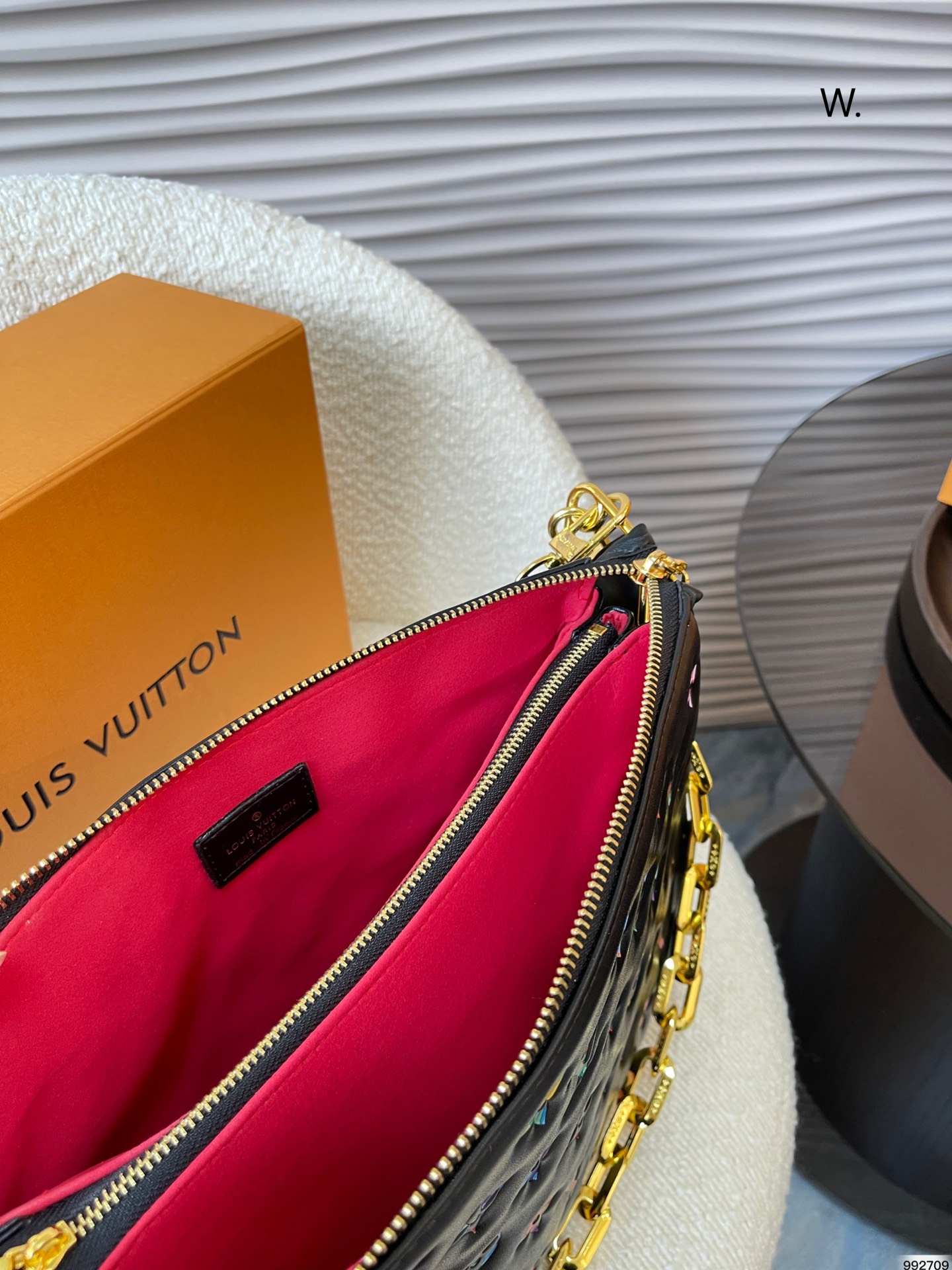 10A + quality LV Coussin PM M57793 DB081 27cm