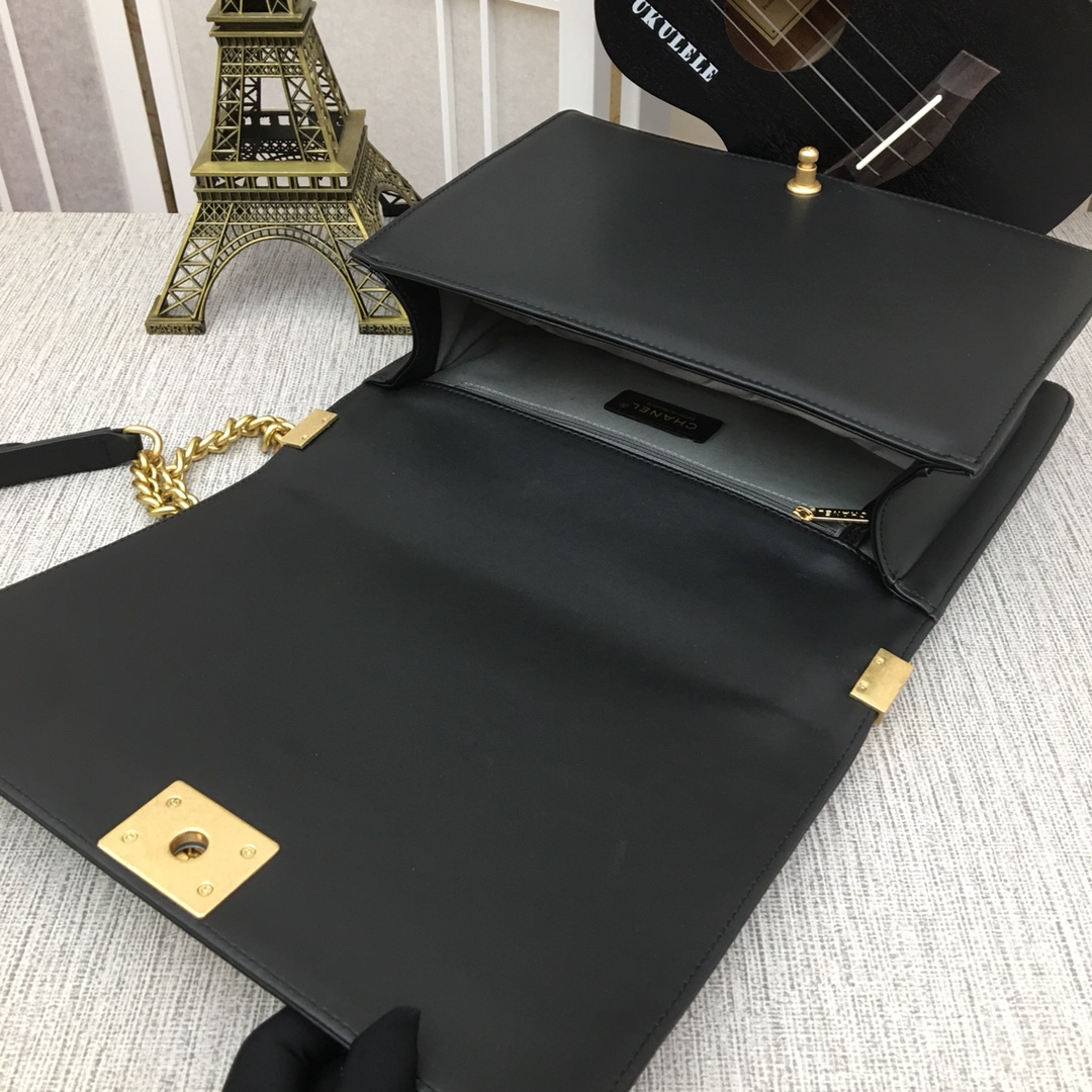 chanel67087PYD092 30cm