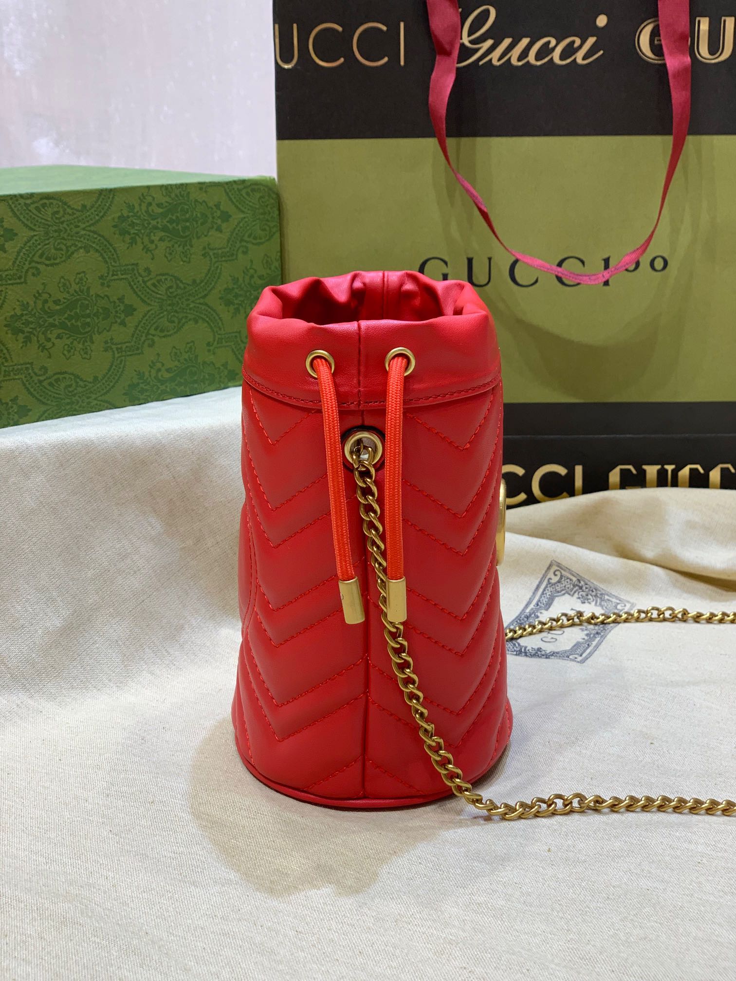 GG Marmont Mini Bucket bag 575163 LM051 19cm