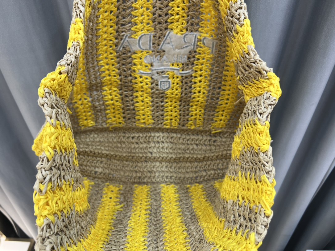 Prada 392 Yellow LM051 40cm