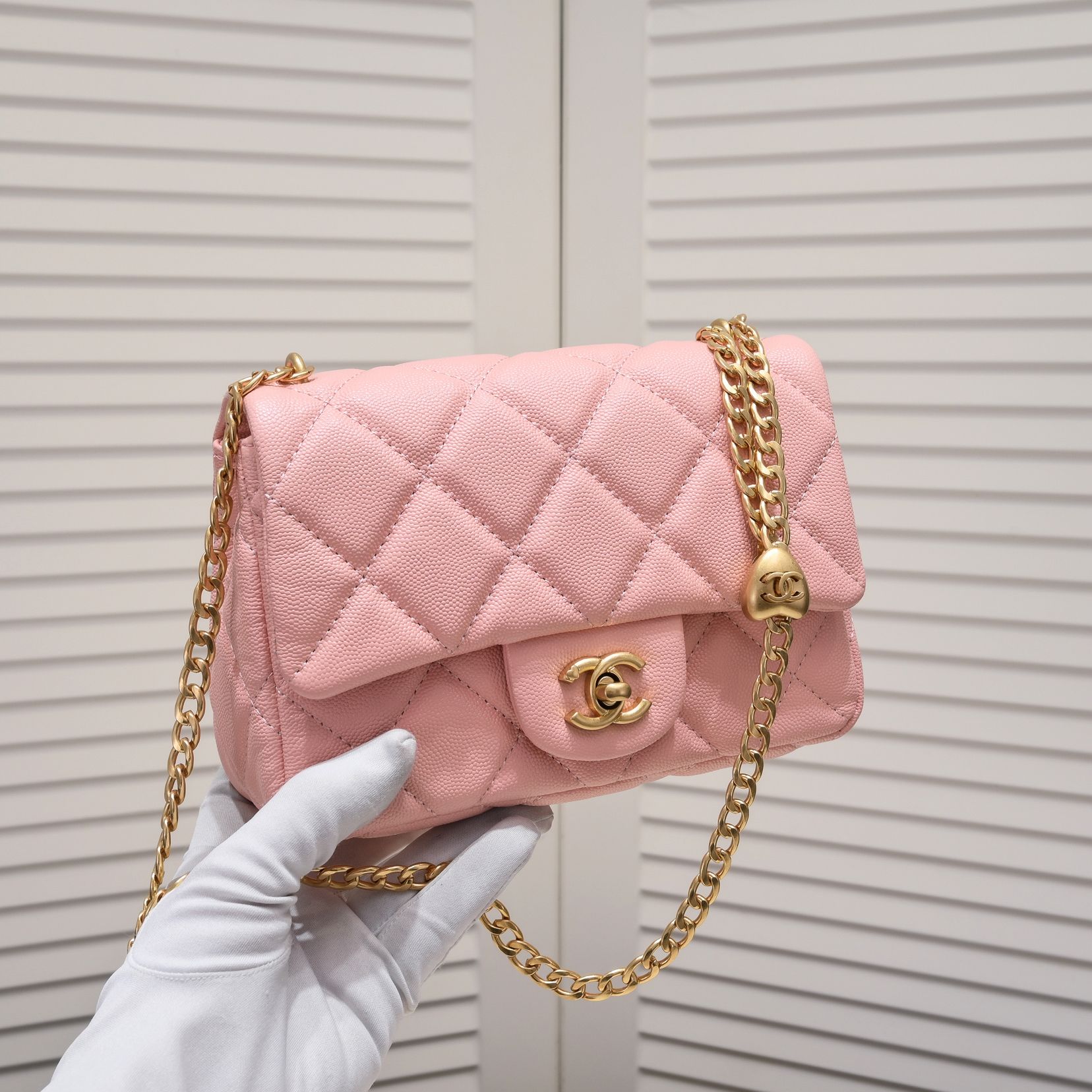 Chanel 23P Peach Hardware Shoulder Bag Handbag