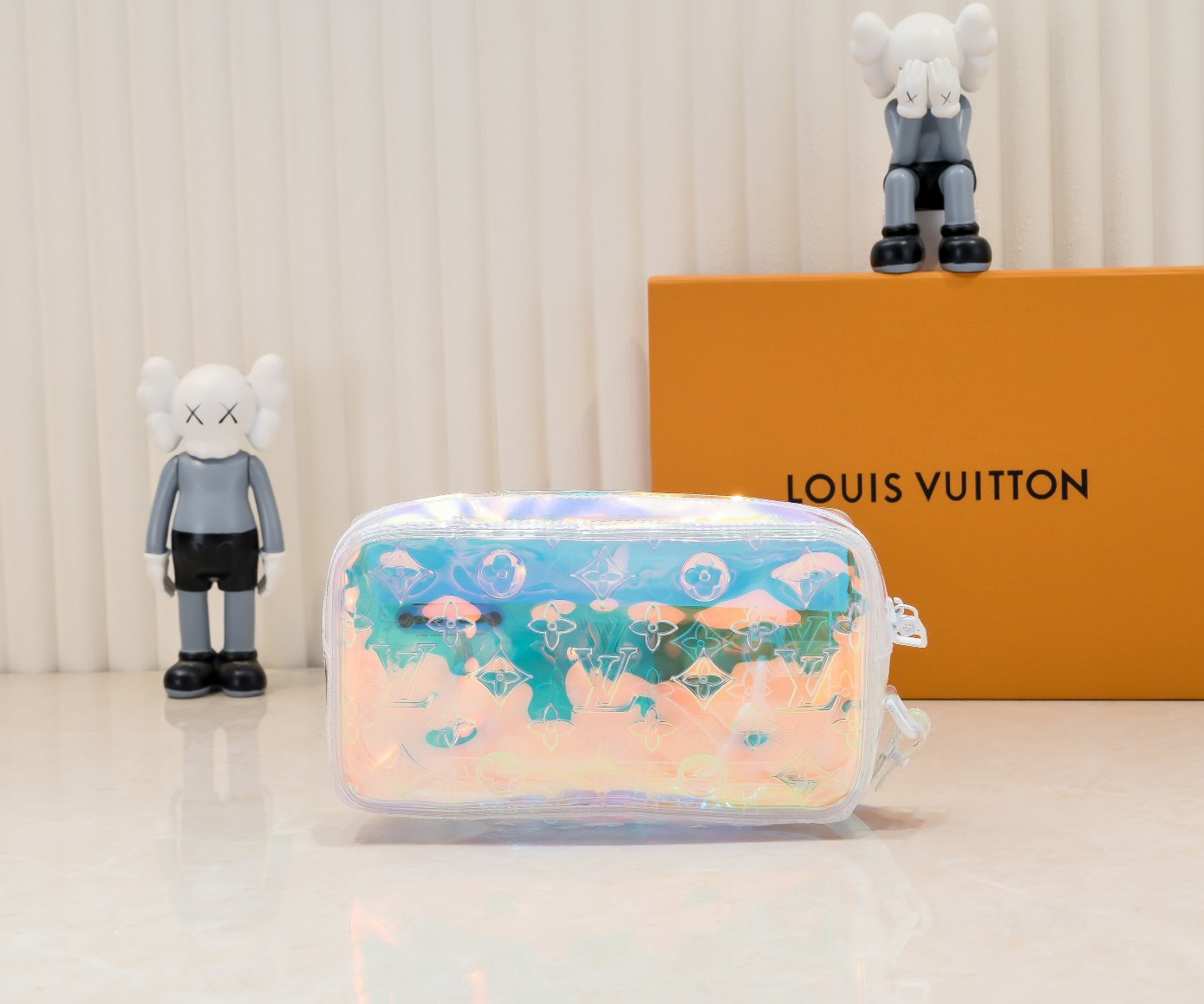 LV Shoulder Bag M44458 LM051 22cm