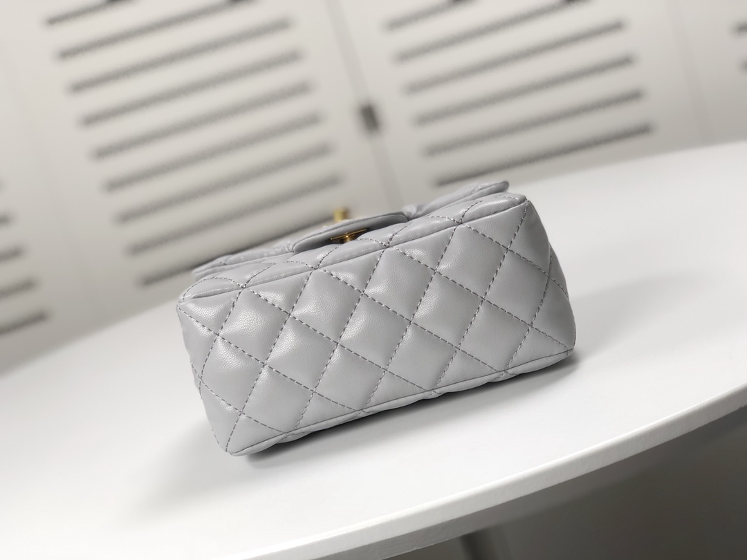 Chanel Cross Body Metal Ball Chain Shoulder Bag Handbag