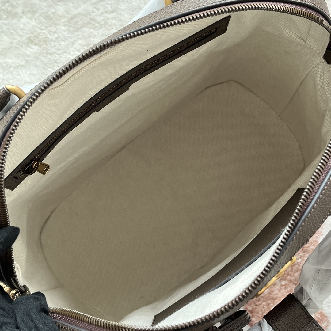 Gucci 724654 smile 022 43cm