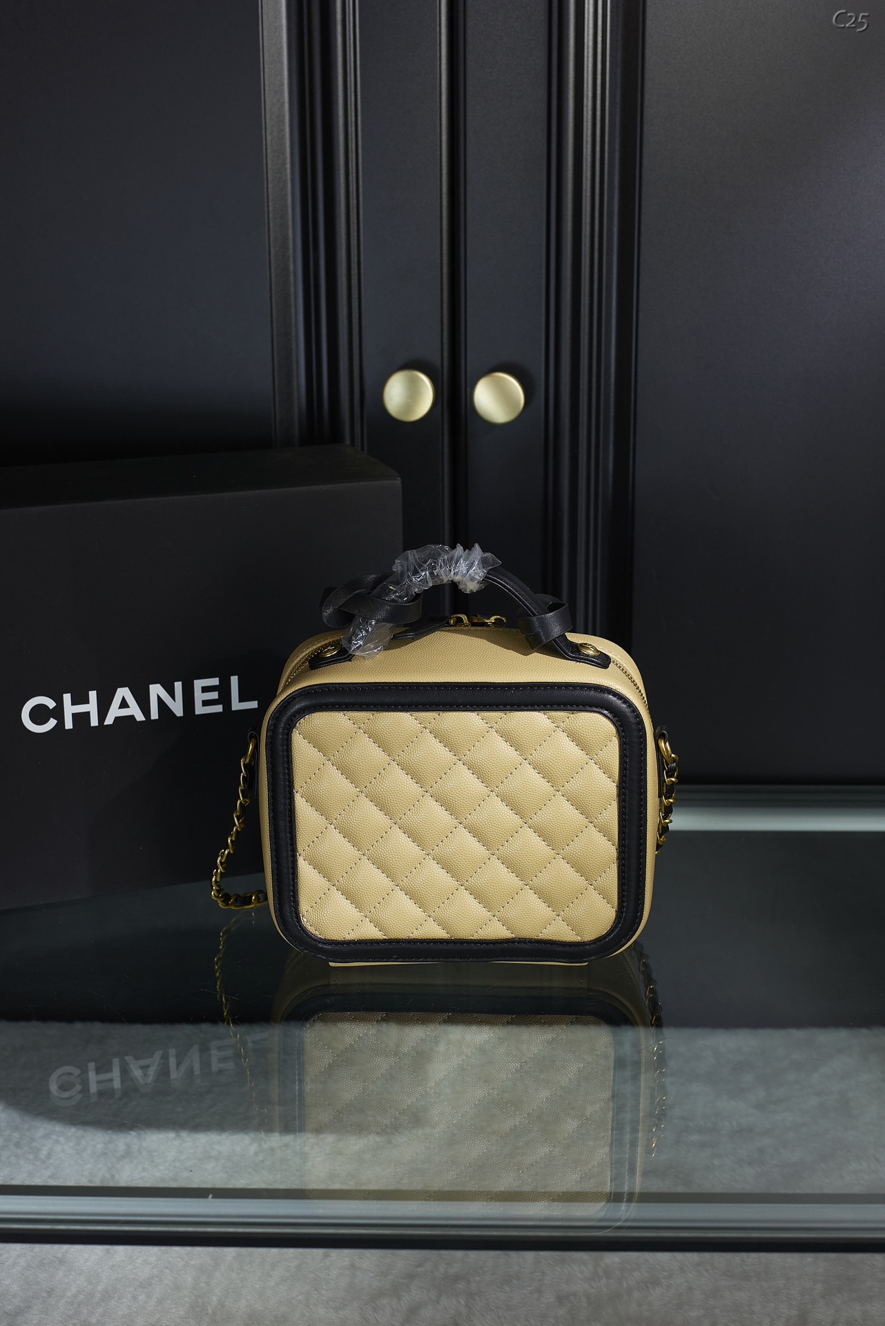Chanel Case Bag 008 DB571 18cm