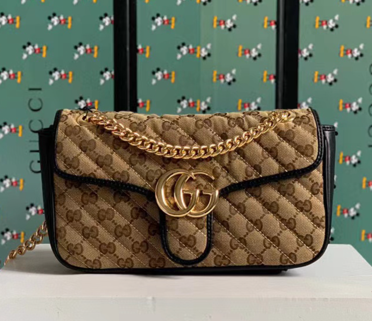 Gucci GG Marmont Small Shoulder Bag(Replica)