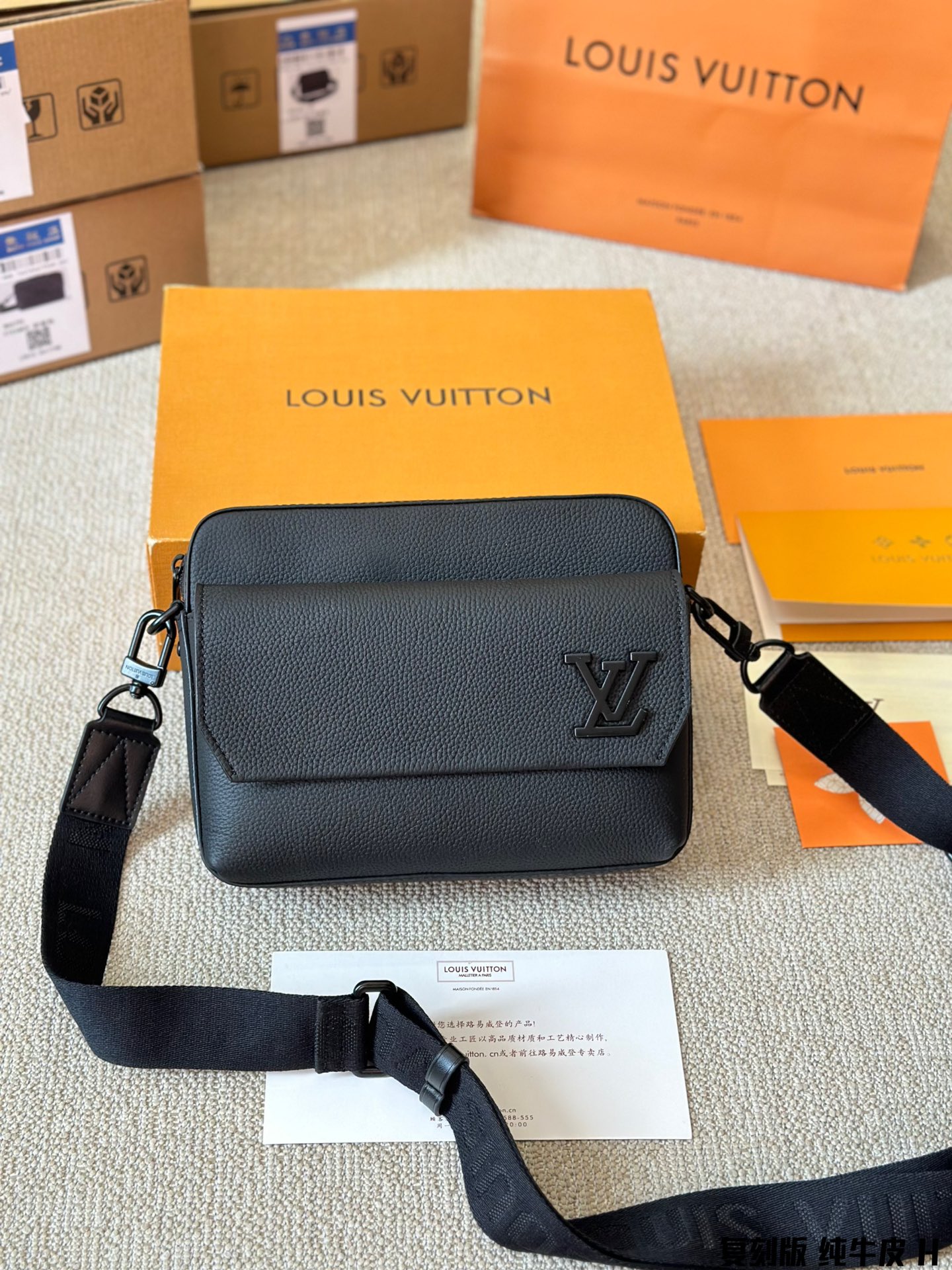 10A + quality LV Fastline Messenger Bag M22482 DB552 23.5cm