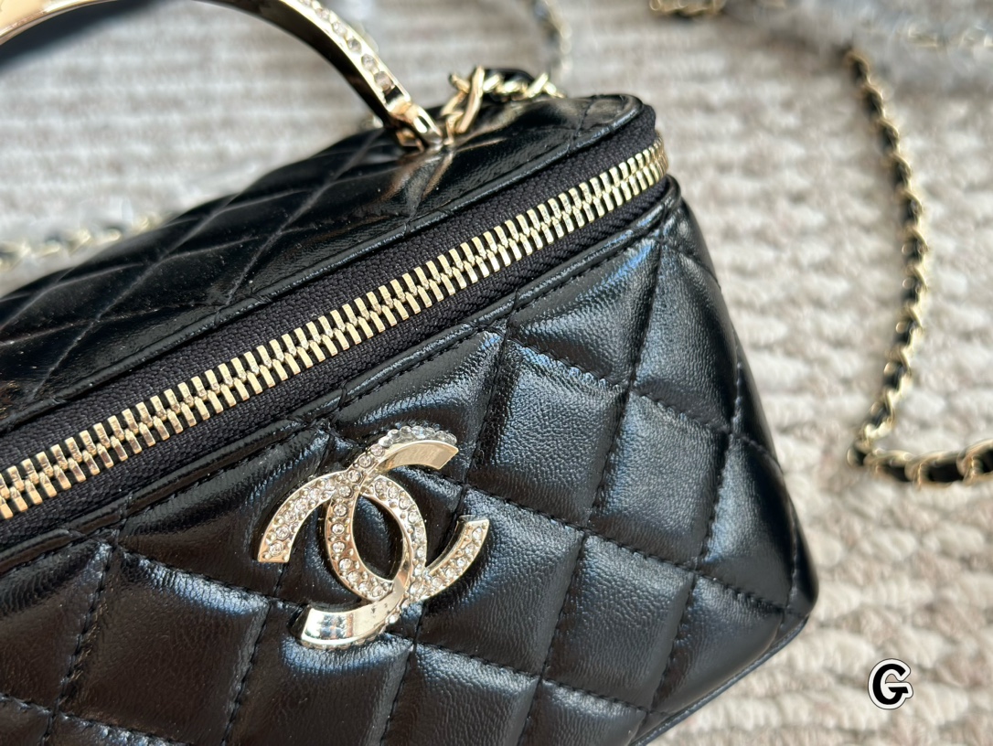 Chanel Handbag 005 LM561 10-18cm