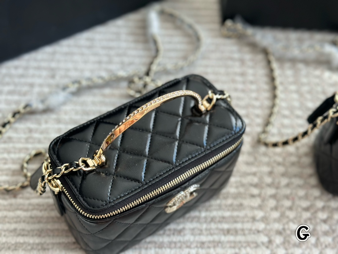 Chanel Handbag 005 LM561 10-18cm