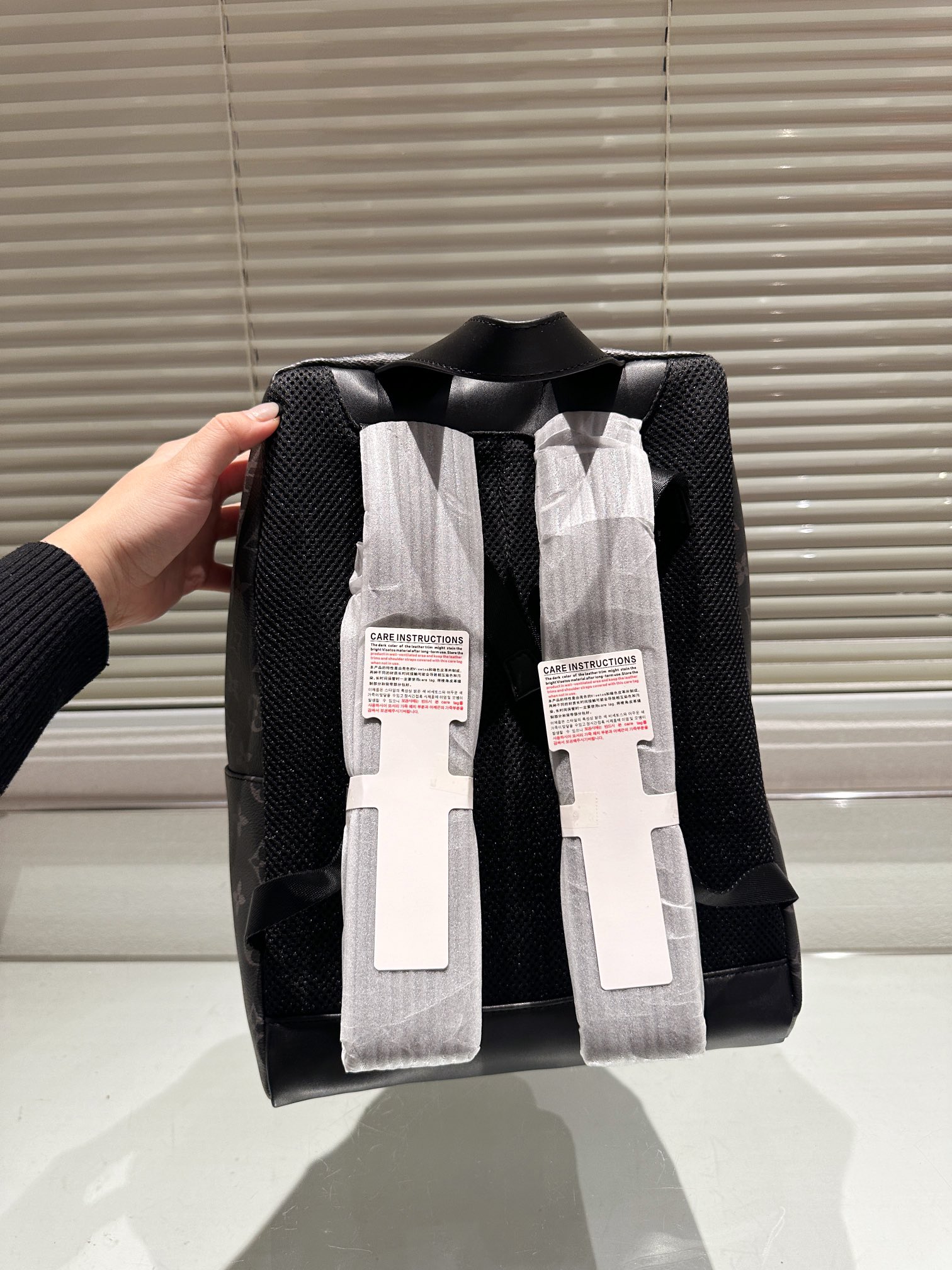 LV Discovery Backpack 43186 LLS571 38cm