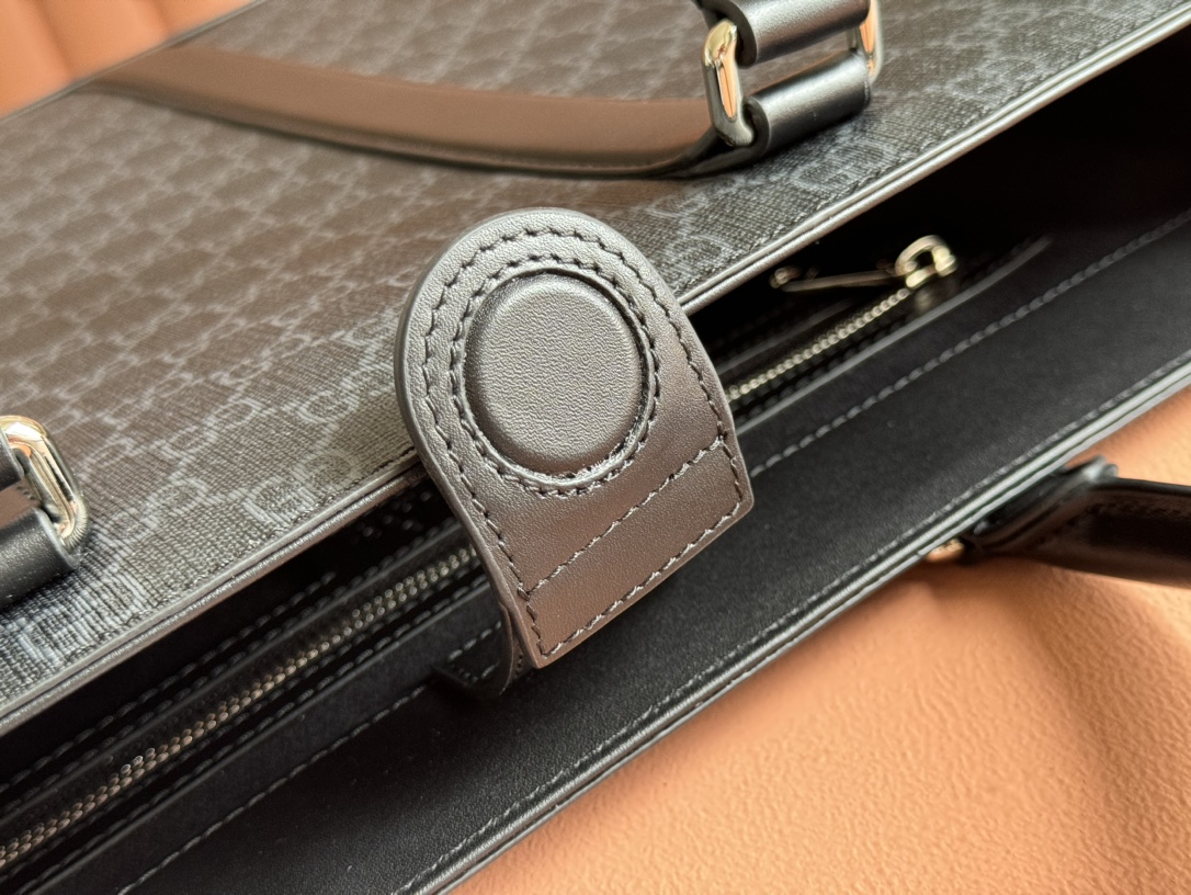 Gucci Tote 794918 LM022 38cm