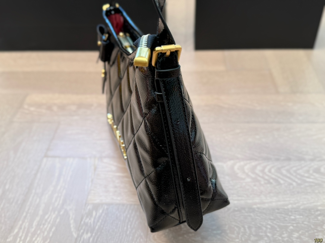 Chanel Shoulder Hobo Bag 039 DB051 28cm