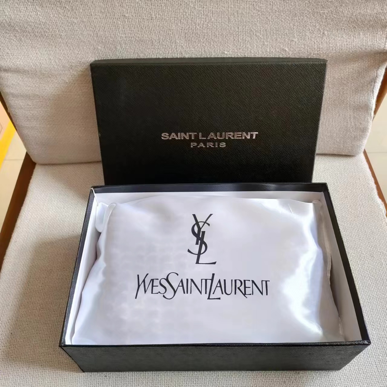 YSL ICARE Shopping Bag 698651-1 LM081 47cm