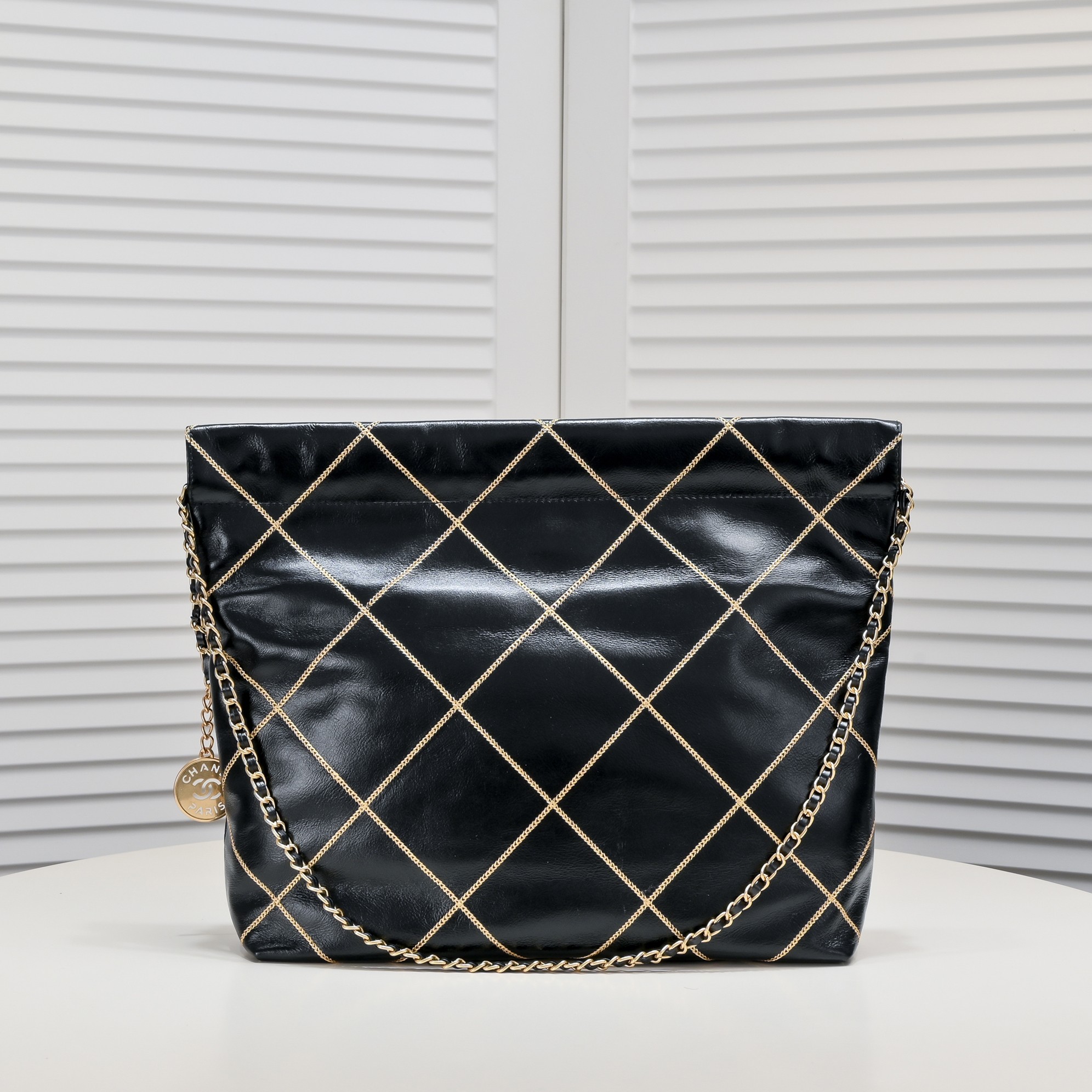 Chanel 22 Bag Pearl Bag Golden Thread Large Shoulder Bag Handbag