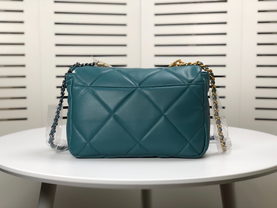 Chanel Lambskin Quilted Medium19 Flap Shoulder Bag Handbag