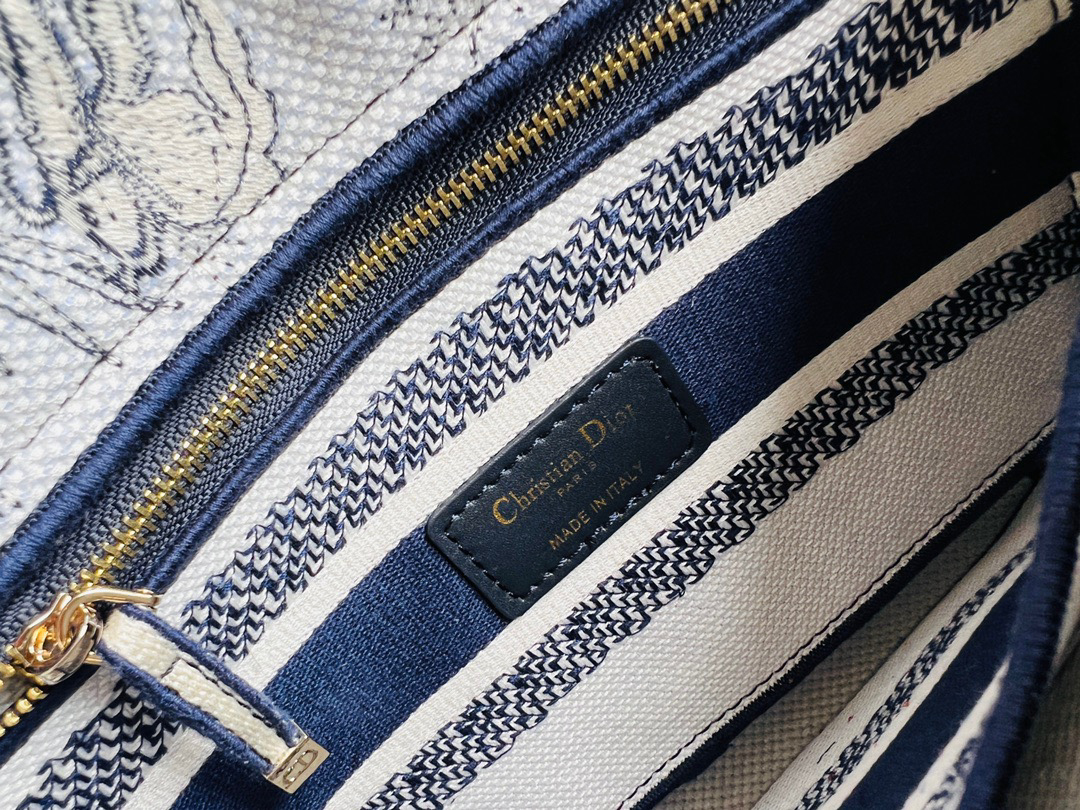 10A + top quality Dior Medium Lady D-Lite Bag M0565 LM003 24cm