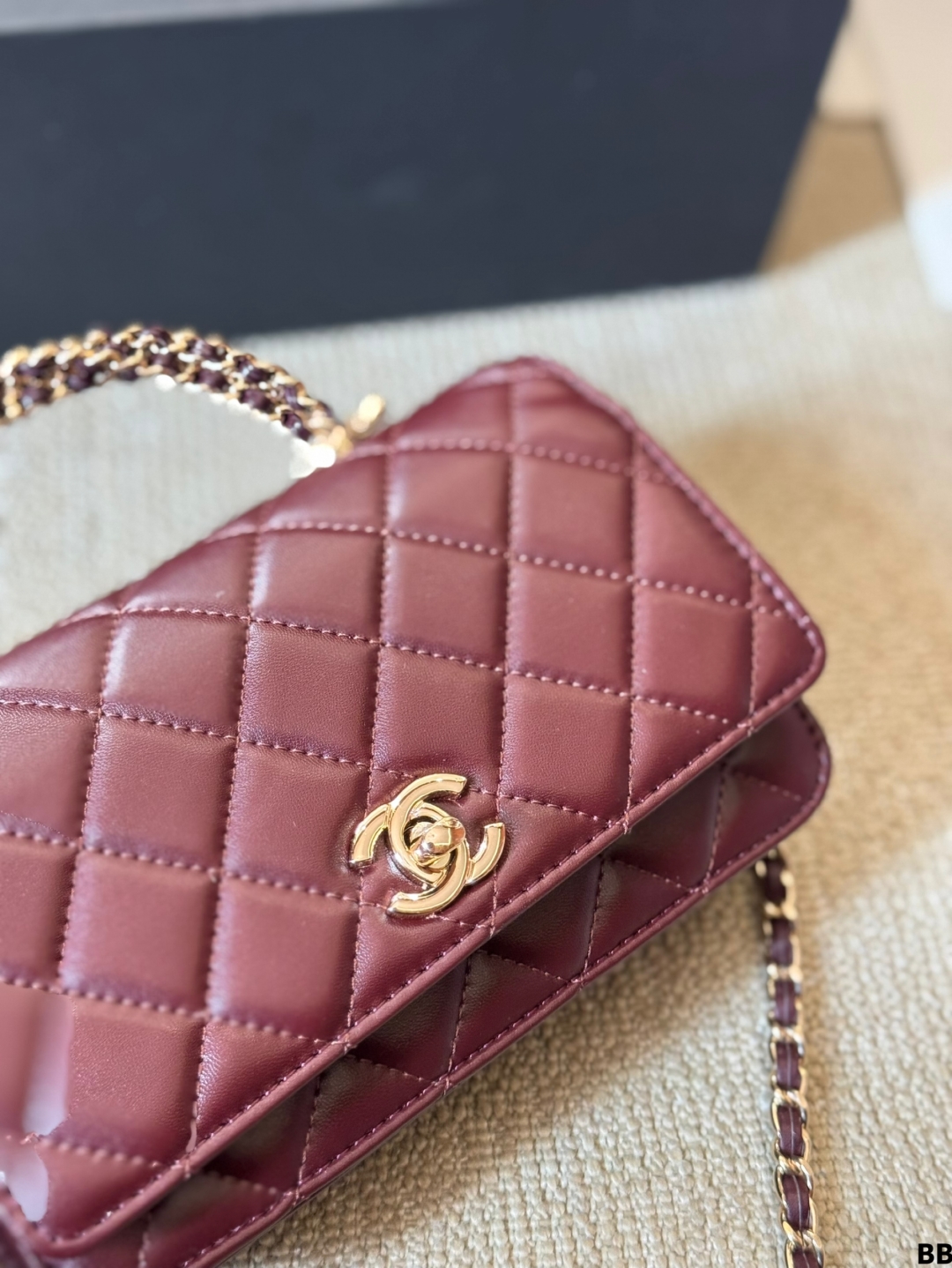 Chanel Shoulder Bag 031 DB061 20cm