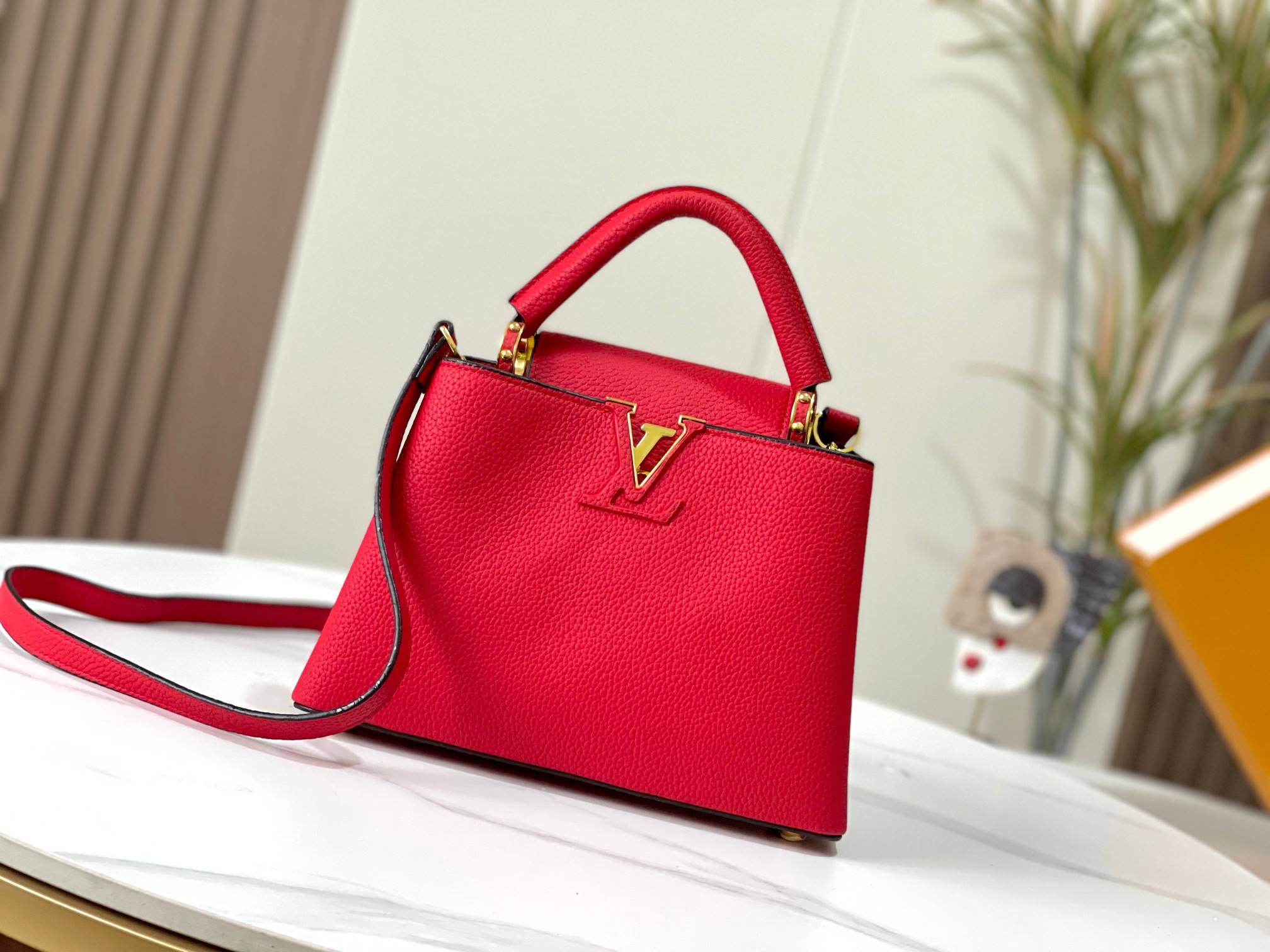 LV Capucines Bag M94519 LM002 27cm
