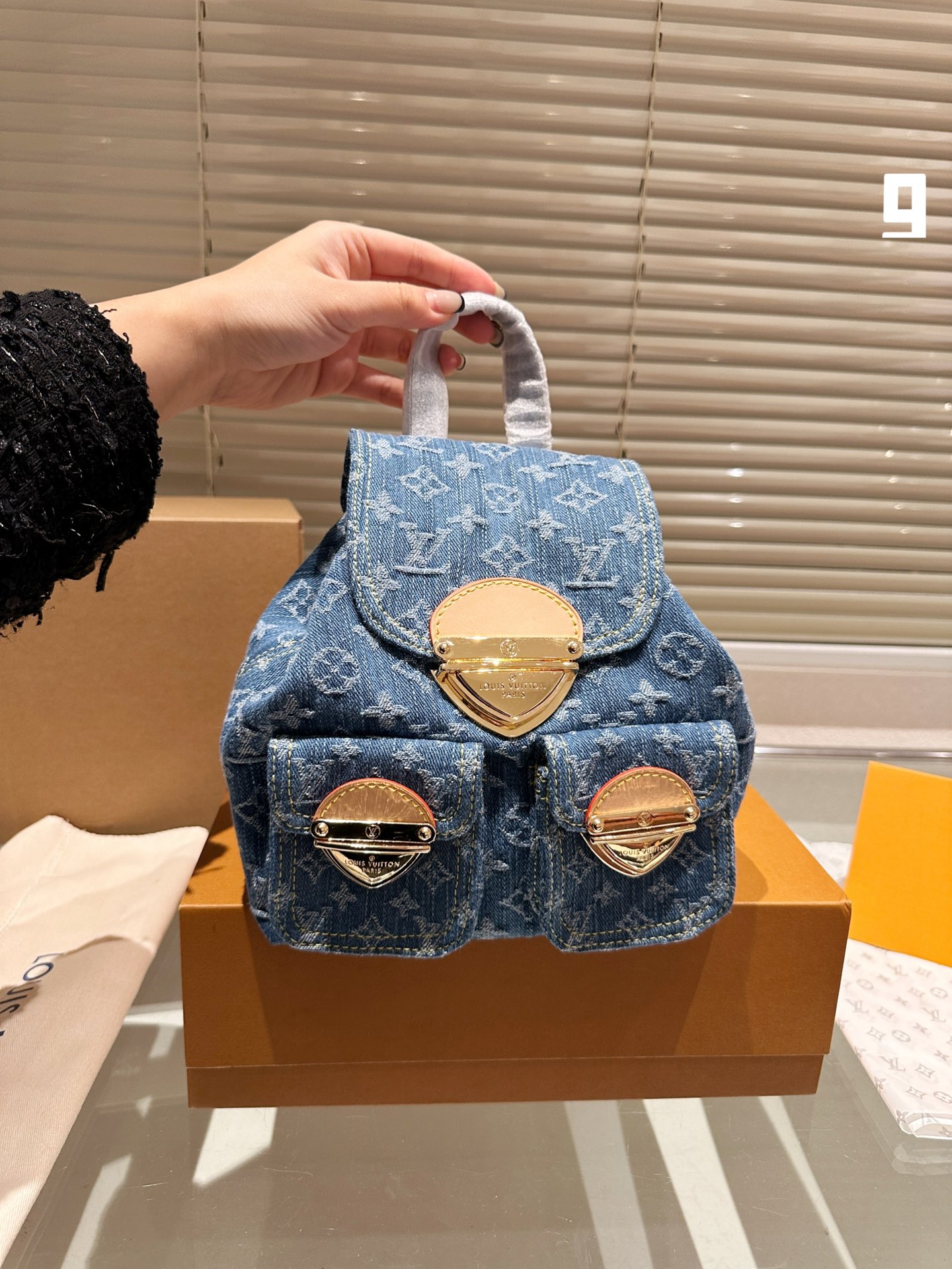 LV Venice Backpack 012 DB062 20cm