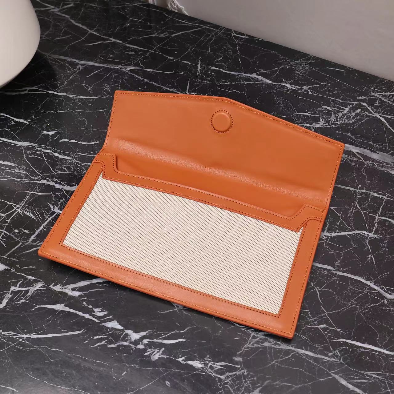 YSL Uptown Clutch 565739 LM031 27cm