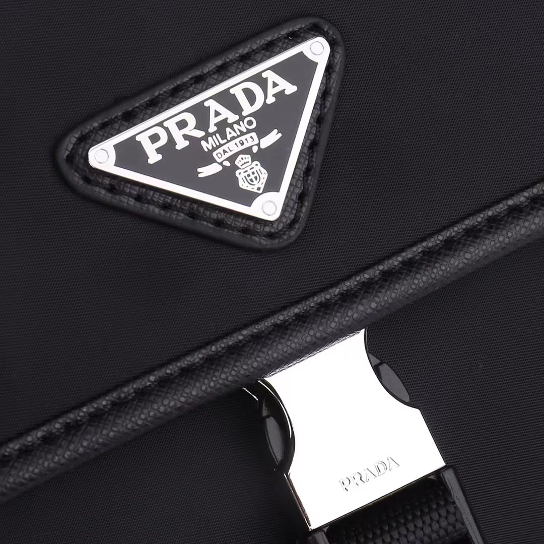 Prada 2133 (Non-removable shoulder strap) 22*16*5 cm HMF541