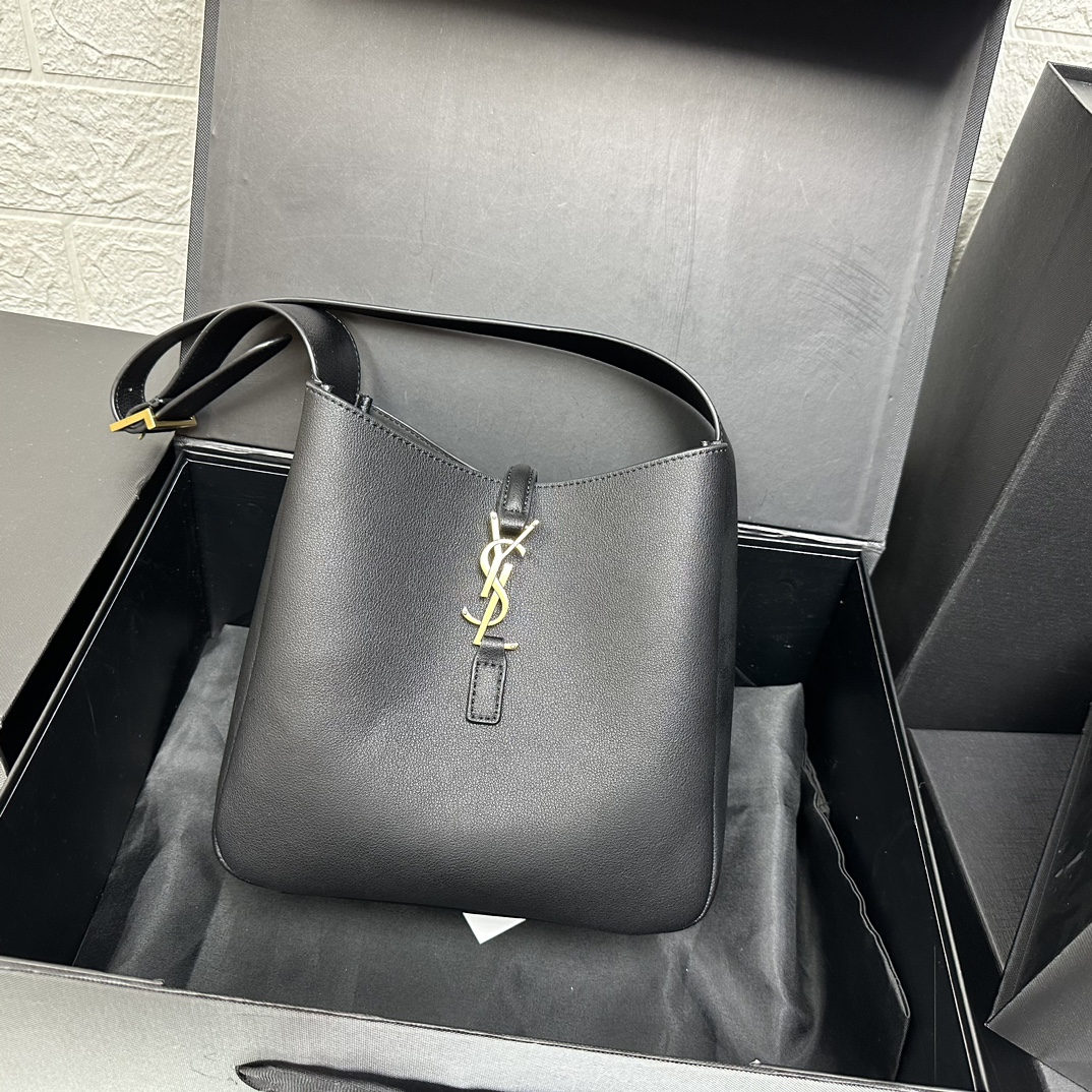 YSL LE 5 À 7 Shoulder Bag 710886 LM571 24cm