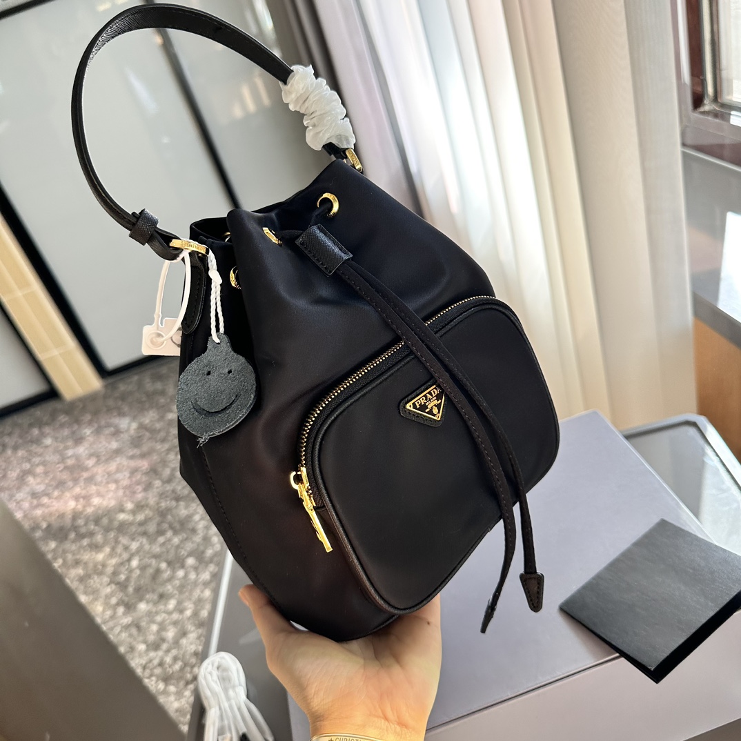 Prada Bucket Bag 004 DB041 19cm