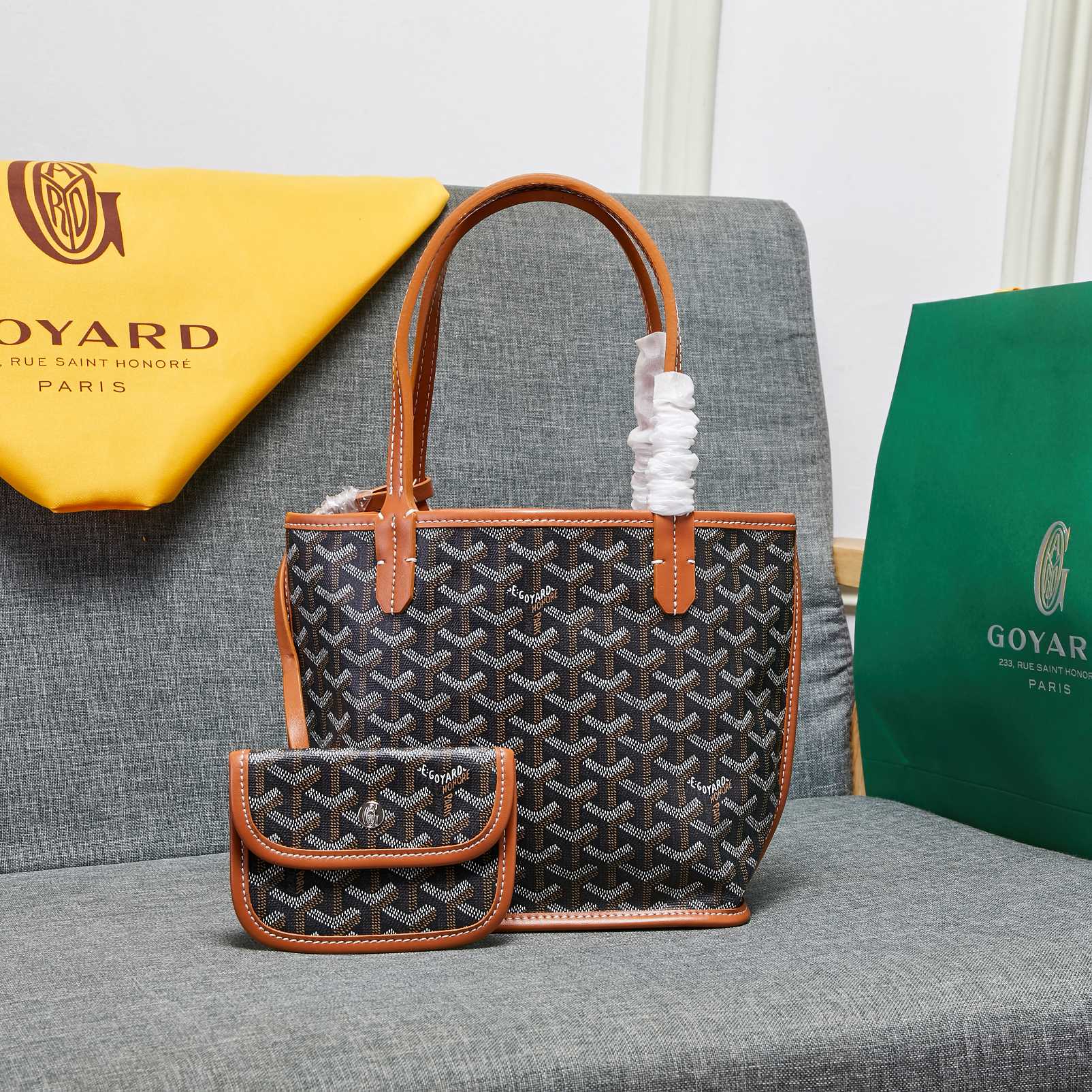 Goyard002GY041 28CM