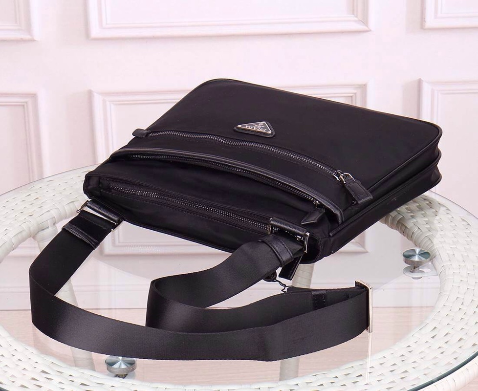 PradaA251HMF521 30*26*5.5 cm