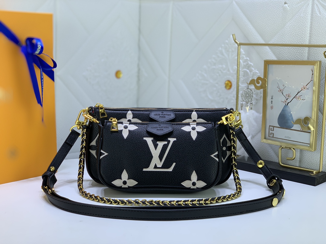 Louis Vuitton MULTI POCHETTE ACCESSOIRES