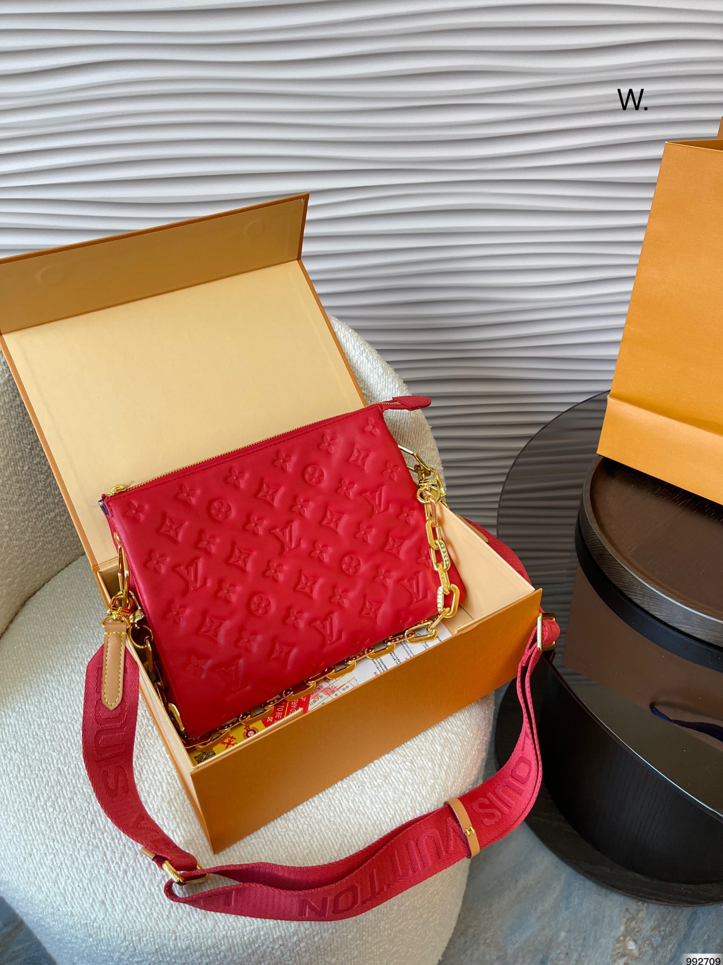 10A + quality LV Coussin PM M57793 DB081 27cm