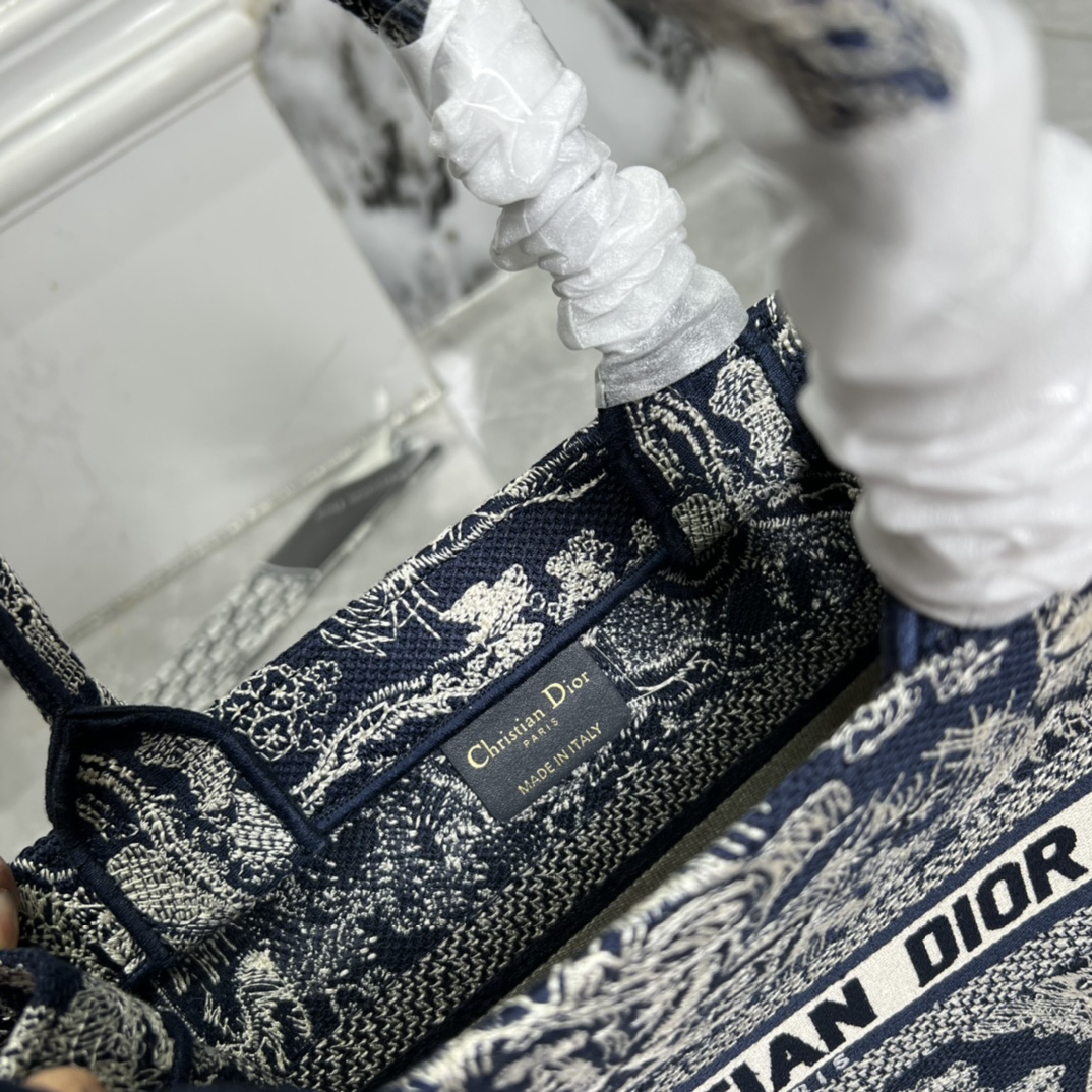 10A + top quality Small Dior Book Tote 0175 XB012 26cm